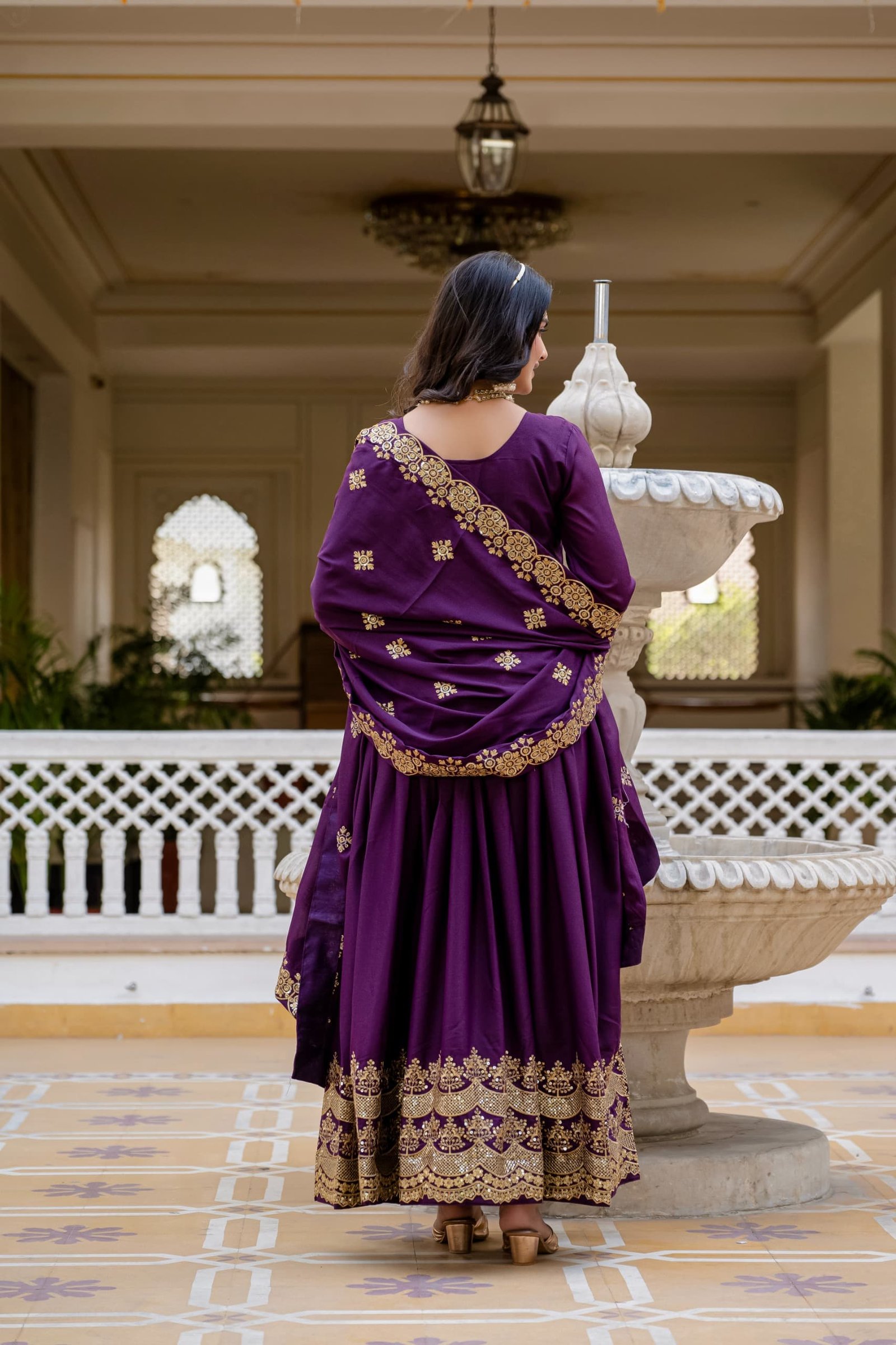 Elegant Anarkali suit - Image 5